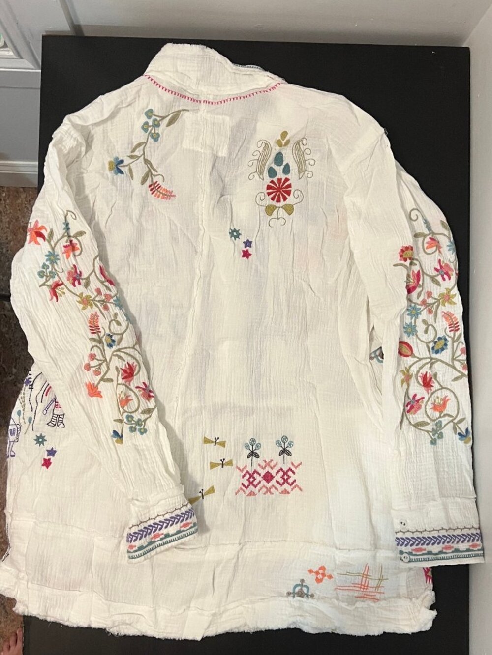 NWT Johnny Was Biya Litzy Embroidered Tunic Blouse White Size Large - Picture 2 of 4